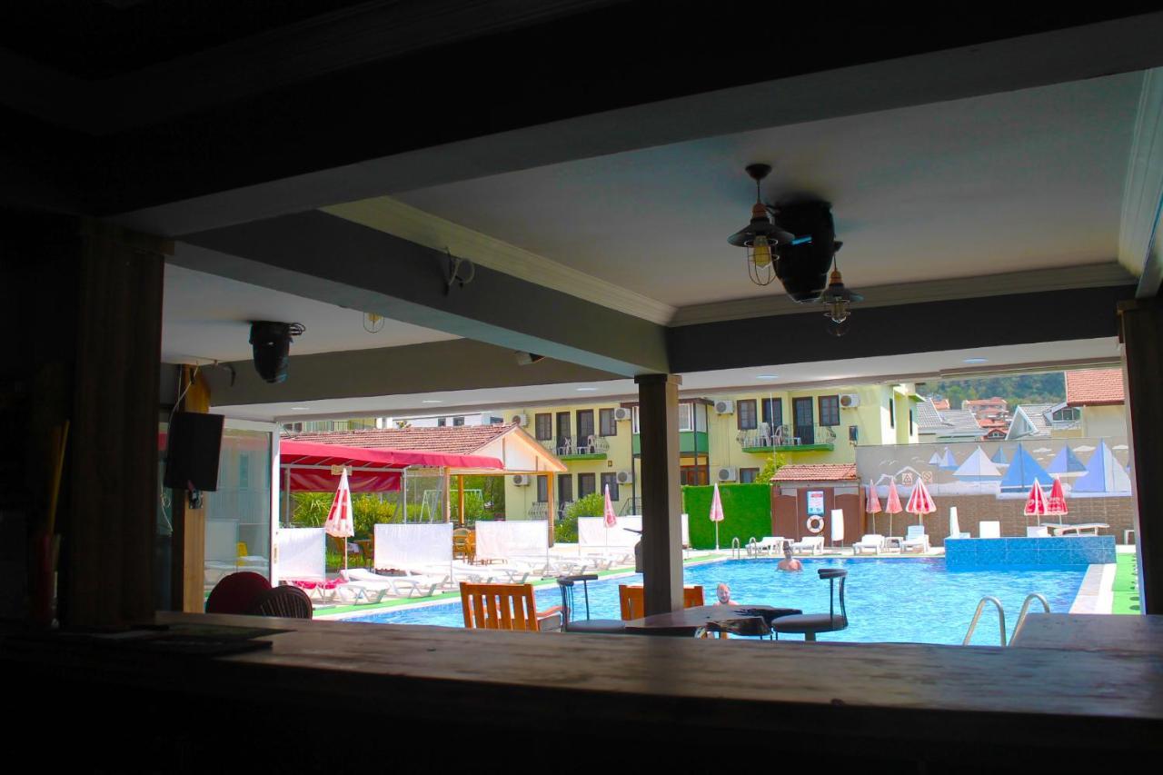 Carmina Hotel Ovacık Buitenkant foto