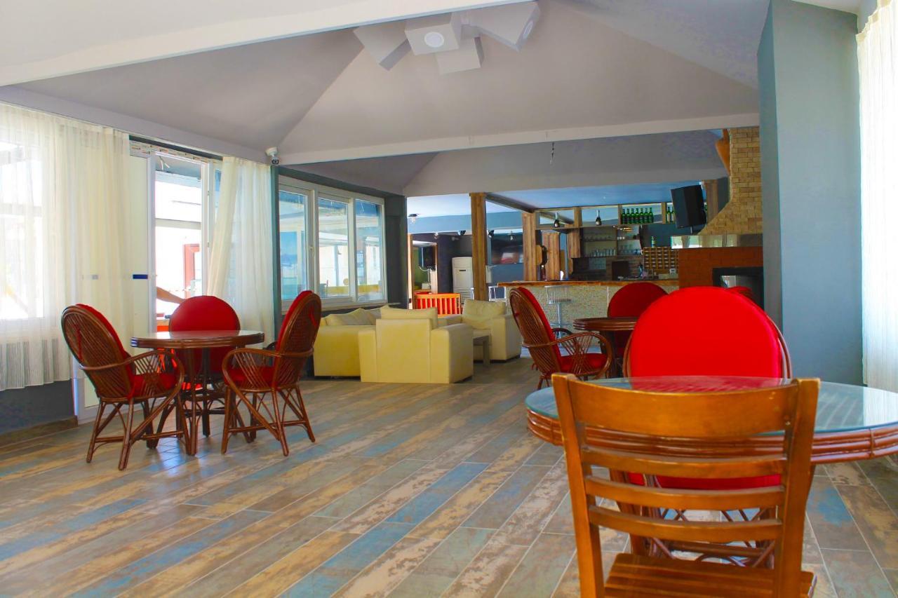 Carmina Hotel Ovacık Buitenkant foto